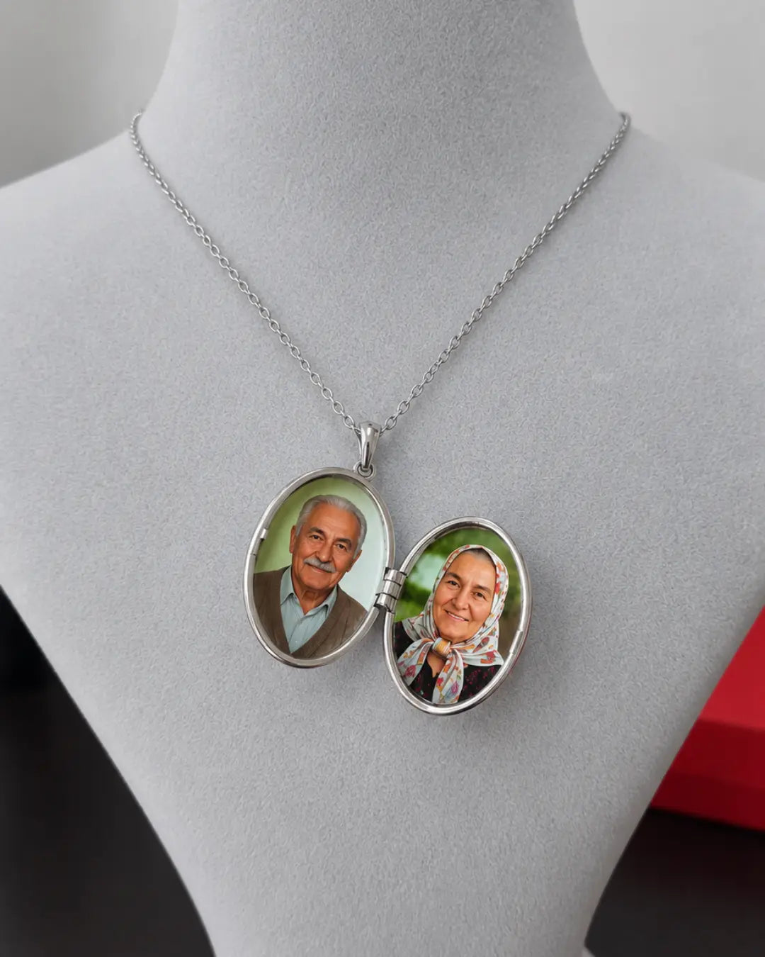 Kişiye Özel Gümüş Renk Anka Kuşu Motifli Fotoğraflı Kapaklı Oval Madalyon Kolye No:16