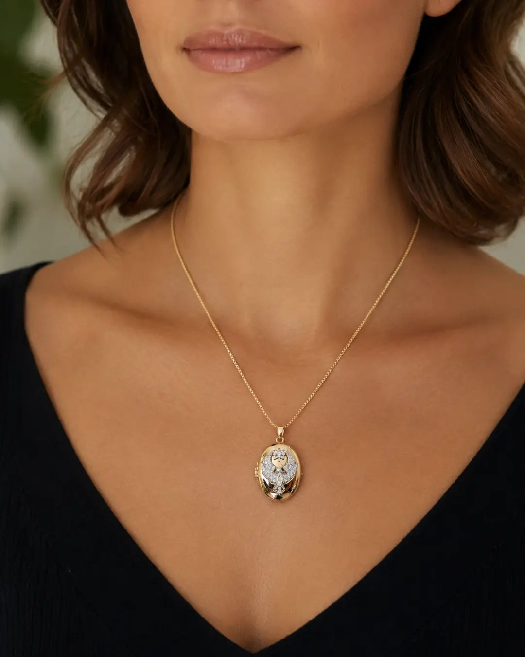 Anka Kuşu Motifli Kişiye Özel Fotoğraflı Madalyon Kolye Gold - No 17